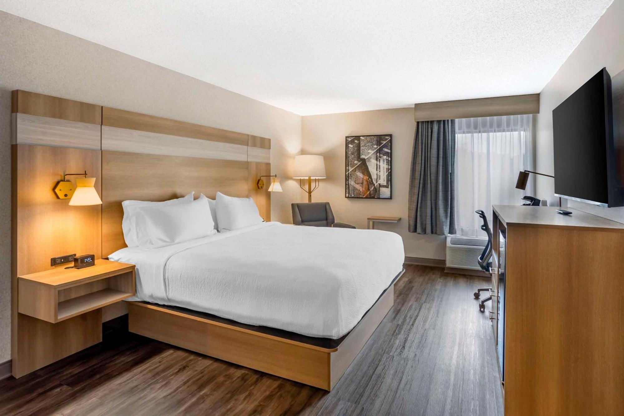 Best Western Plus Heritage Rail Inn & Suites York Exterior photo